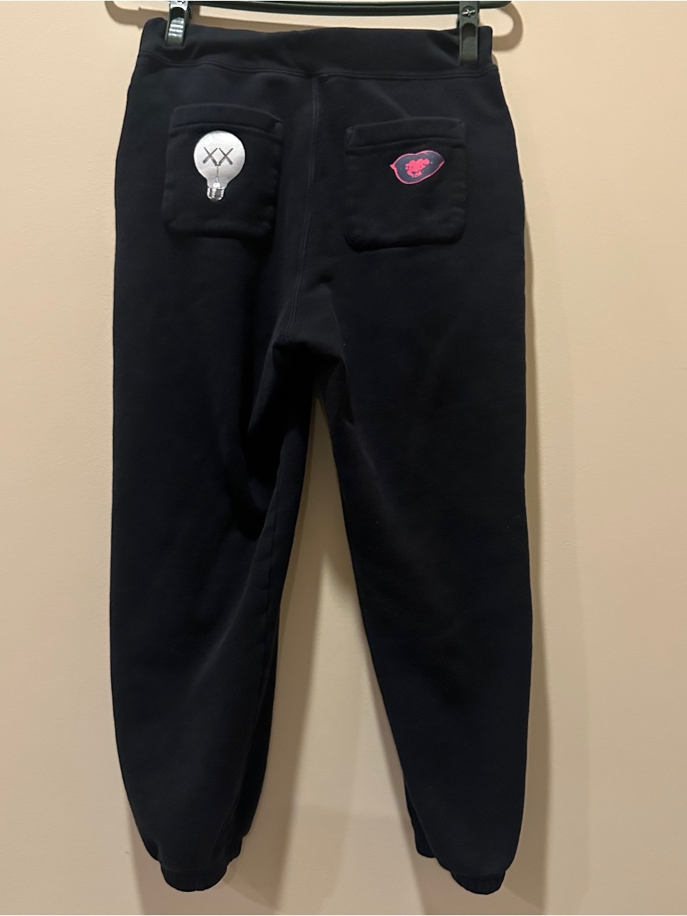 Uniqlo x Kaws Kids 2 Pairs Sweatpants Gray/Black Size 9-10 School Activewear - Picture 14 of 16